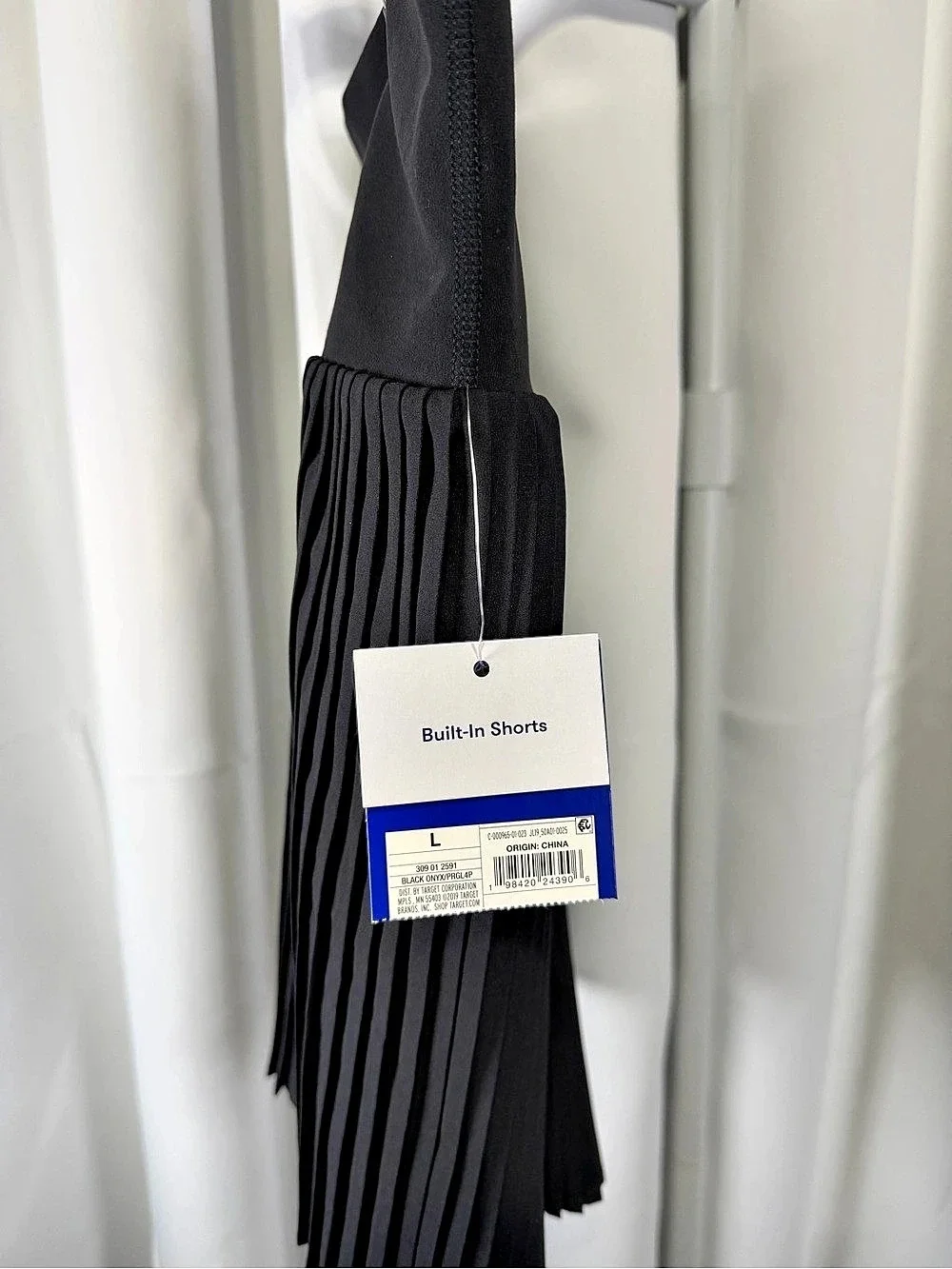 JoyLab Built-In Shorts Pleated Mini Skirt Black Large NWT